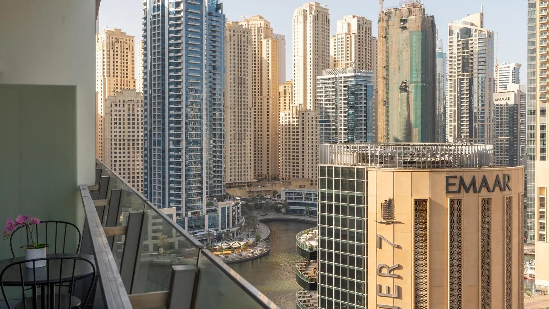 Silverene Towers - Home Of Choice Dubai