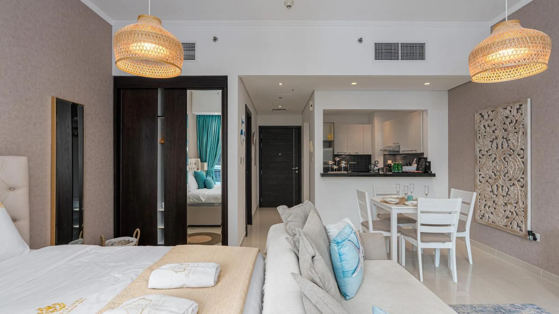Apartment Silverene Towers - Home Of Choice Dubai United Arab Emirates