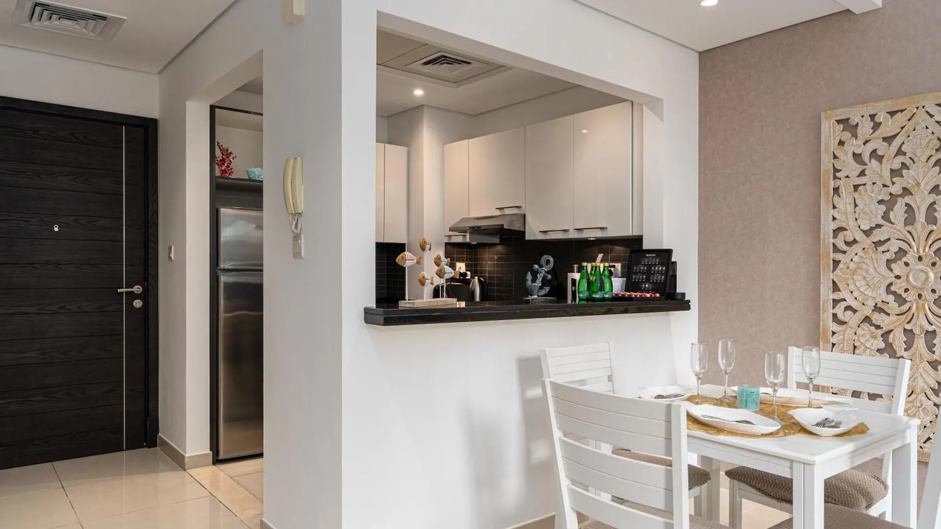 Silverene Towers - Home Of Choice Dubai