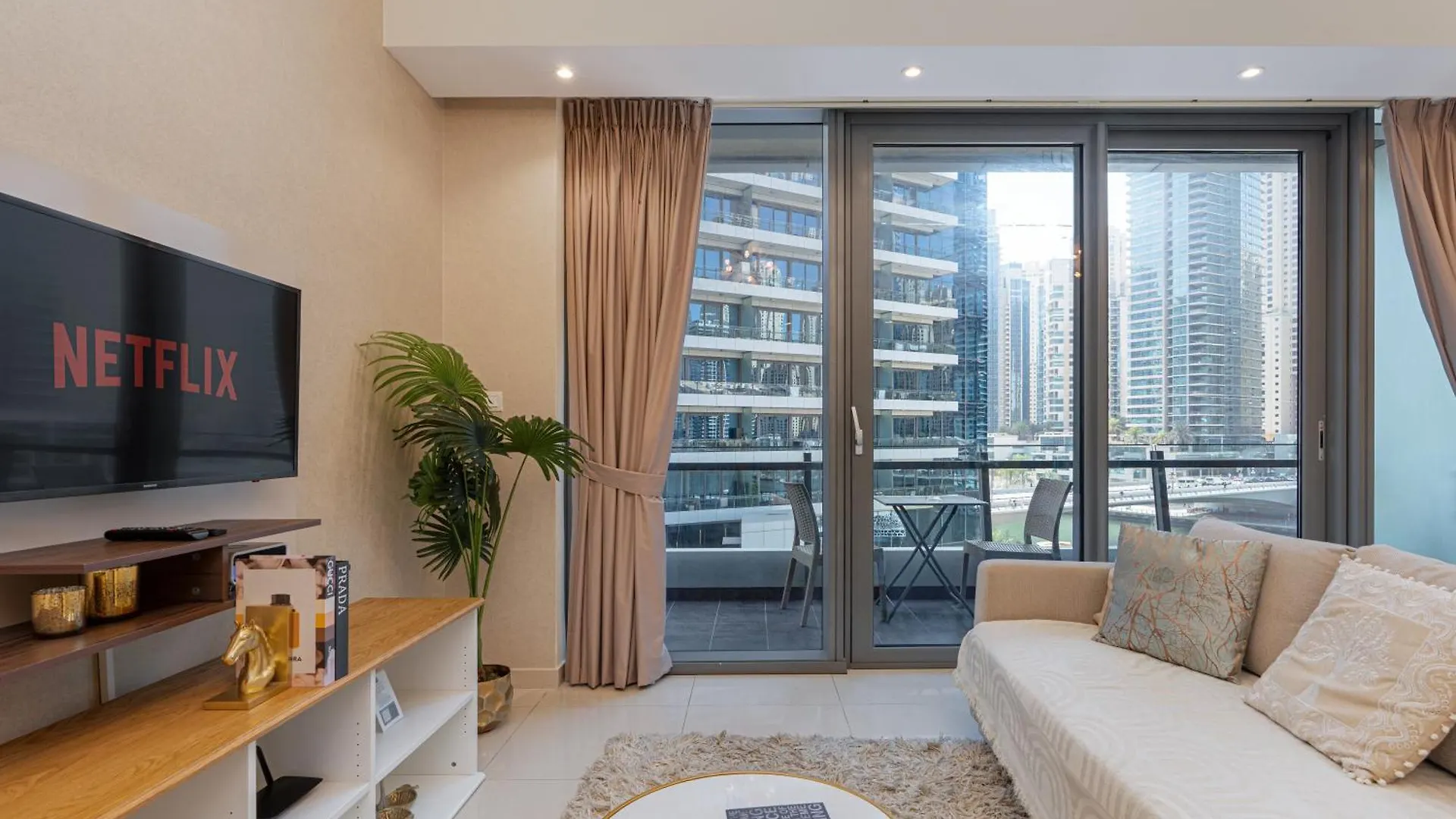 Apartment Silverene Towers - Home Of Choice Dubai United Arab Emirates